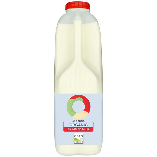 Ocado Organic British Skimmed Milk 2 Pints