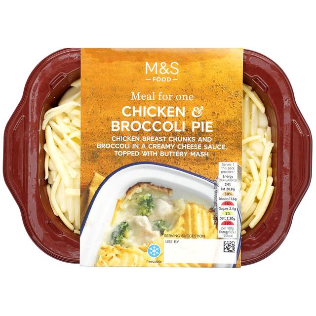 M&S Chicken & Broccoli Pie