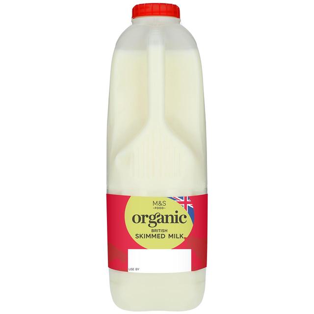 M&S Organic Skimmed Milk 2 Pints