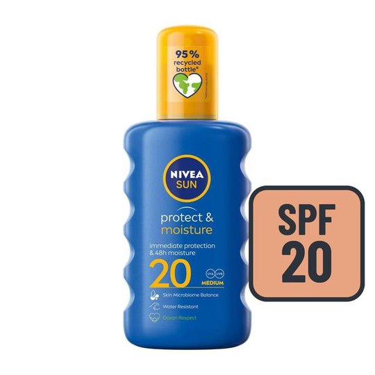NIVEA SUN Protect & Moisture SPF20 Sun Cream Spray