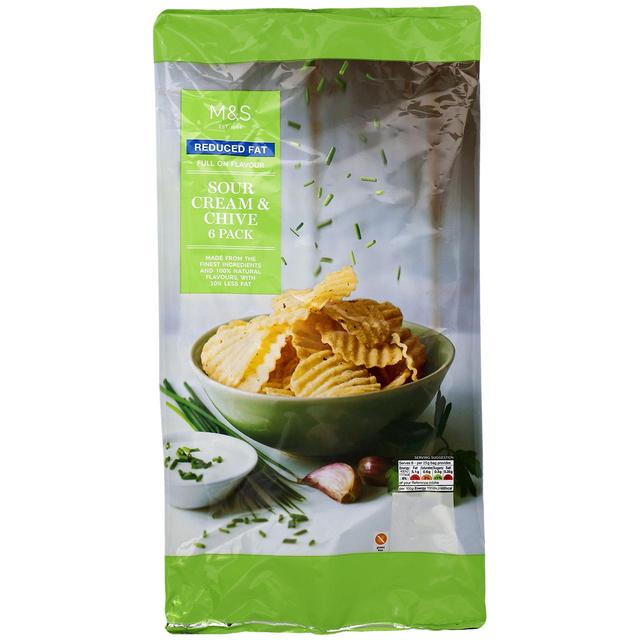 M&S Reduced Fat Sour Cream & Chive Crisps 25g x