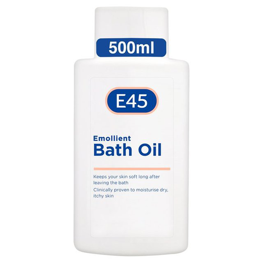 E45 Emollient Bath Oil, to moisturise dry, itchy skin